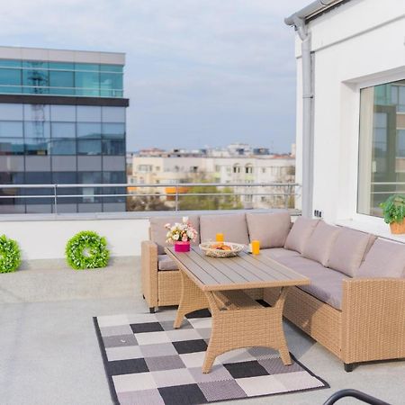 Penthouse With Huge Rooftop Terrace & City View Bucareste Exterior foto