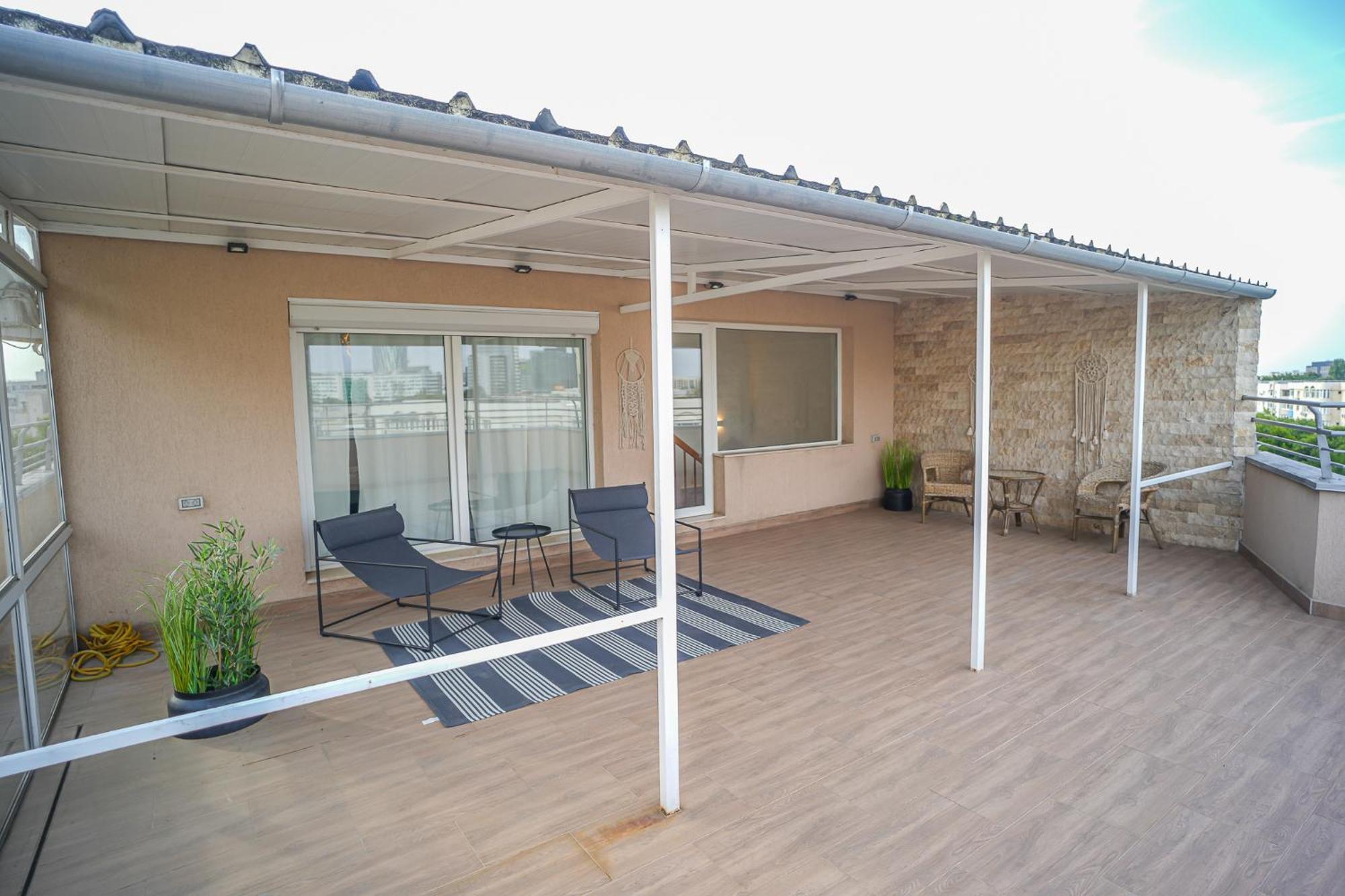 Penthouse With Huge Rooftop Terrace & City View Bucareste Exterior foto