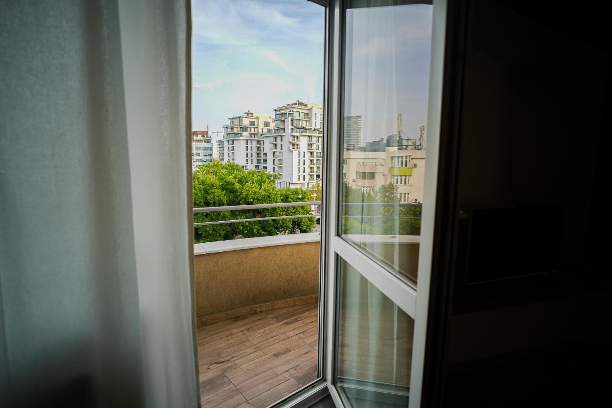 Penthouse With Huge Rooftop Terrace & City View Bucareste Exterior foto