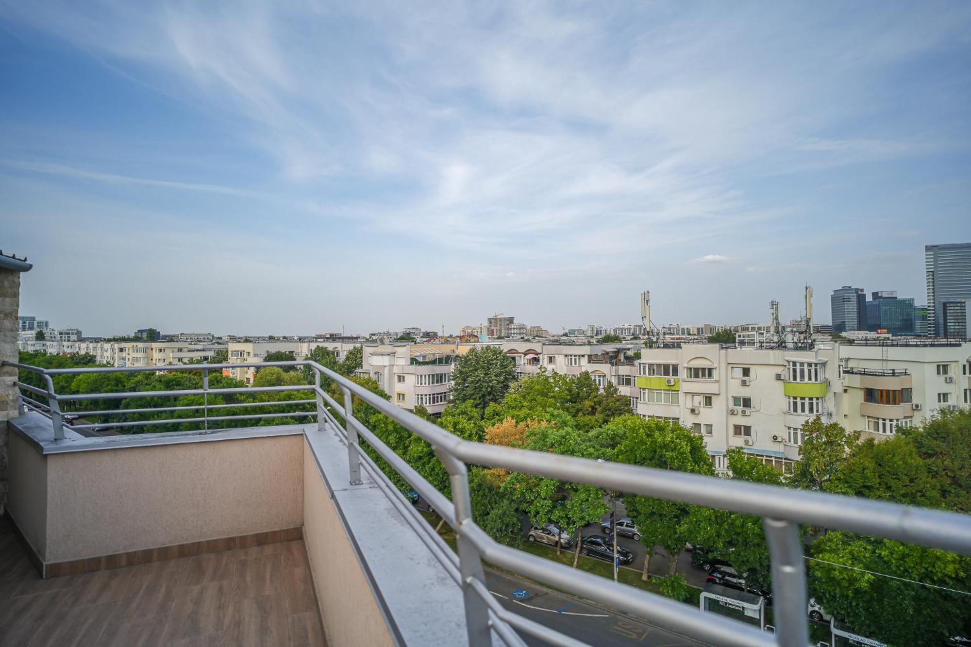 Penthouse With Huge Rooftop Terrace & City View Bucareste Exterior foto